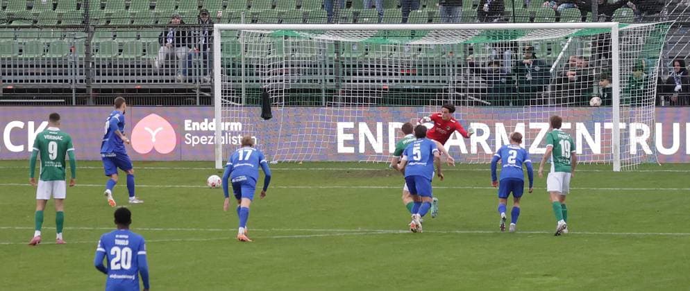 Julian Ulbricht SV Meppen converts the penalty to 1 4 against Phillip Diestel VfB Luebeck Football, Men, Season 2025 2026, RL Nord, VfB Luebeck vs SV Meppen DFL REGULATIONS PROHIBIT ANY USE OF PHOTOGRAPHS AS IMAGE SEQUENCES AND OR QUASI VIDEO
