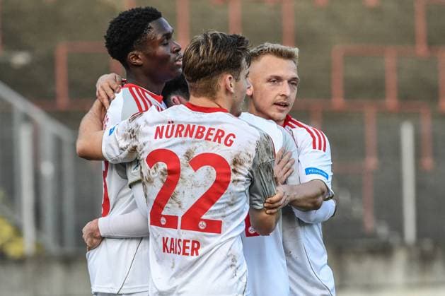 Regionalliga Bayern Schwaben Augsburg vs 1 FC Nürnberg II, 15 11 2025 Nuremberg goal scorer David Okpodu 1 FC Nürnberg II, 43 , Augsburg, 14 11 2025 18 Matchday of Regionalliga Bayern, Schwaben Augsburg vs 1 FC Nürnberg II, Augsburg Rosenaustadion Copyright: xBEAUTIFULxSPORTS Märklx