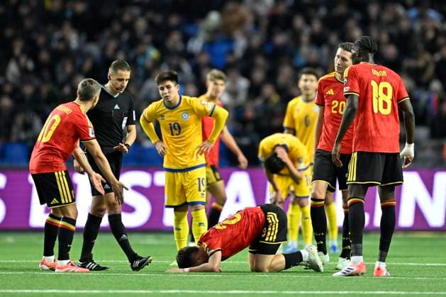 Kazakhstan v Belgium - FIFA World Cup, WM, Weltmeisterschaft, Fussball 2026 UEFA Qualifiers NUR-SULTAN, KAZAKHSTAN - NOVEMBER 15 : Raskin Nicolas midfielder of Belgium injured during the FIFA World Cup 2026 UEFA European Qualifiers group J match between Kazakhstan and Belgium on November 15, 2025 in Nur-Sultan, Kazakhstan, 15 11 2025 Nur-Sultan Kazakhstan  Copyright: xJanxDexMeuleneirx