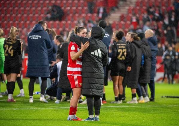 Soccer, Women, Season 2025 2026, DFB Cup round of 16 , 1 FC Union Berlin FC Carl Zeiss Jena, f l Dina Orschmann 1 Women 1 FC Union , Katja Orschmann 1 Women 1 FC Union , Disappointment after final whistle, 15 11 2025, Copyright: xMatthiasxKochx