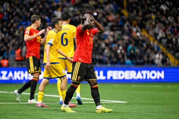 Kazakhstan v Belgium - FIFA World Cup, WM, Weltmeisterschaft, Fussball 2026 UEFA Qualifiers NUR-SULTAN, KAZAKHSTAN - NOVEMBER 15 : Doku Jeremy forward of Belgium dejected during the FIFA World Cup 2026 UEFA European Qualifiers group J match between Kazakhstan and Belgium on November 15, 2025 in Nur-Sultan, Kazakhstan, 15 11 2025 Nur-Sultan Kazakhstan  Copyright: xJanxDexMeuleneirx