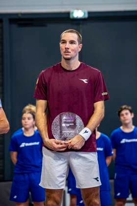 TENNIS : Finale All In Open Auvergne Rhone-Alpes - Decines - 15 11 2025 Finale simple Liam BROADY (GBR) vs Jan-Lennard STRUFF (GER) lors du tournoi ATP, Tennis Herren Challenger 75 au ALL IN Country Club Ã DÃ cines-Charpieu le 15 11 2025. Photo Sandrine Thesillat PeNewZ  Copyright: xSandrinexThesillatx