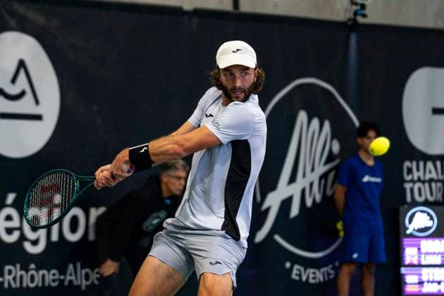TENNIS : Finale All In Open Auvergne Rhone-Alpes - Decines - 15 11 2025 Finale simple Liam BROADY (GBR) vs Jan-Lennard STRUFF (GER) lors du tournoi ATP, Tennis Herren Challenger 75 au ALL IN Country Club Ã DÃ cines-Charpieu le 15 11 2025. Photo Sandrine Thesillat PeNewZ  Copyright: xSandrinexThesillatx
