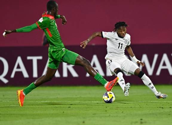 Germany v Burkina Faso: Round of 32- FIFA U-17 World Cup Qatar 2025 Wisdom Mike of Germany and Issouf Dabo of Burkina Faso in action during the FIFA U-17 World Cup Qatar 2025 Round of 32 match between Germany and Burkina Faso in Doha, Qatar, on November 15, 2025. DOHA Qatar Copyright: xNOUSHADxTHEKKAYILx
