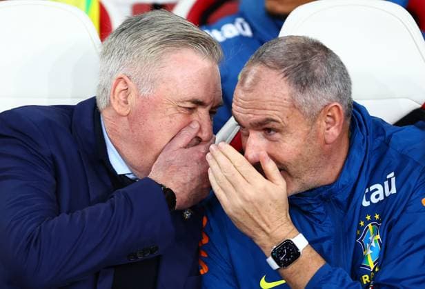 Brazil Manager Carlo Ancelotti and assistant coach Paul Clement. Brazil v Senegal, International Friendly, Länderspiel, Nationalmannschaft Football, Emirates Stadium, London, UK - 15 Nov 2025London Emirates Stadium United Kingdom EDITORIAL USE ONLY No use with unauthorised audio, video, data, fixture lists, club league logos or live services. Online in-match use limited to 120 images, no video emulation. No use in betting, games or single club league player publications. Copyright: xJamesxMarsh Shutterstockx 15786138af