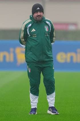 ItalyÕs head coach Gennaro Gattuso during the training session the day before the match between Italy and Norway , Carnago (Va) , north Italy - Saturday , November 15 , 2025. - Soccer .  Copyright: xSpada LaPressex