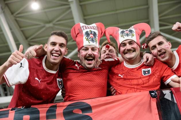 SOCCER - FIFA WC quali, CYP vs AUT LIMASSOL,CYPRUS,15.NOV.25 - SOCCER - FIFA World Cup, WM, Weltmeisterschaft, Fussball 2026, European Qualifiers, group stage, OEFB international match, Länderspiel, Nationalmannschaft Cyprus vs Austria. Image shows fans of AUT.  GEPAxpictures xArminxRauthner