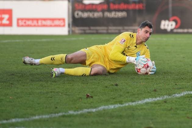Soccer I Men I Season 2025 2026 I Regionalliga Nord I 19 Matchday I SC Weiche Flensburg 08 SV Werder Bremen II 15 11 2025 Sebastian Mielitz 21, Werder Bremen II Copyright: xLobeca JanxKirschnerx