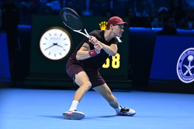 2025 Nitto ATP, Tennis Herren Finals - Torino Jannik Sinner (ITA) during his semi final match at the 2025 Nitto ATP Finals in Torino, ITALY, on November 15, 2025. Photo by Corinne Dubreuil ABACAPRESS.COM Torino Italy  Copyright: xDubreuilxCorinne ABACAx