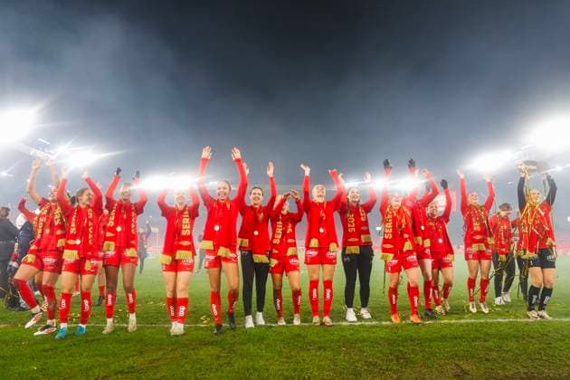 Football, Norway, Women, Top series, SK Brann celebrates winning the championship