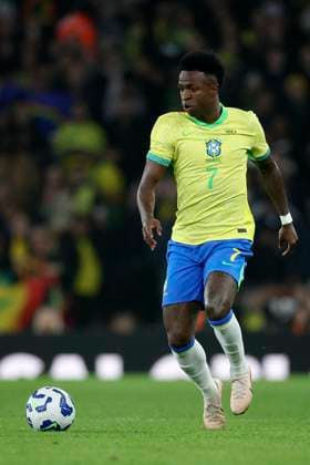 Brazil v Senegal - International Friendly, Länderspiel, Nationalmannschaft Vinicius Junior of Brazil on the ball during the international friendly match between Brazil and Senegal at Emirates Stadium on November 15, 2025 in London, England. London Emirates Stadium England United Kingdom Copyright: xNealxSimpson Sportsphoto APLx 14141667