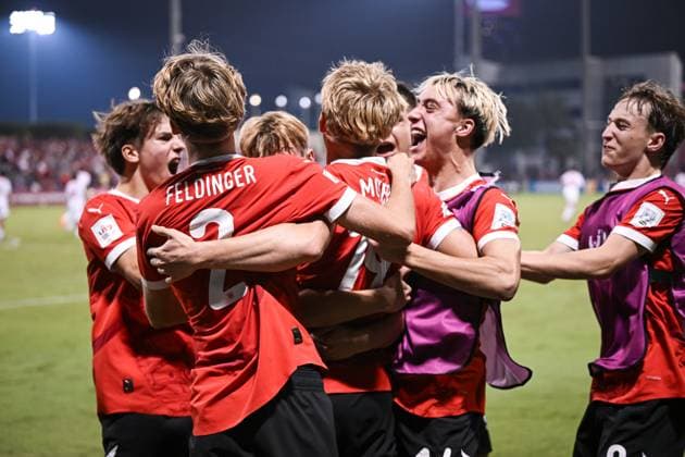 Football, Junior U 17 World Cup 2025 Doha Qatar Sixteen-final 15 11 2025 Match 74 Austria Tunisia TEAM CELEBRATION Austria Rafael Feldinger, double goal scorer Johannes Moser, Daniel Frauscher and Jakob Werner from left