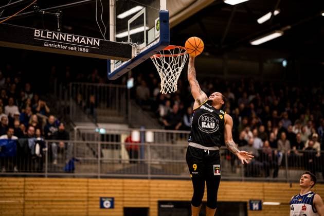 Barmer 2 Basketball Bundesliga Pro A Sparkassen Stars Bochum Bozic Estriche Knights Kirchheim 15 11 2025 Tylan James Pope Bozic Estriche Knights Kirchheim, 9 in the throw Barmer 2 Basketball Bundesliga Pro A Sparkassen Stars Bochum Bozic Estriche Knights Kirchheim Bochum, Rundsporthalle, 15 11 2025 Copyright: xBEAUTIFULxSPORTS Wunderlx