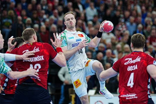 Omar Ingi Magnusson SC Magdeburg, 14 GER, SG Flensburg Handewitt vs SC Magdeburg, Handball, Bundesliga, Matchday 12, Season 2026 2026, 15 11 2025 GER, SG Flensburg Handewitt vs SC Magdeburg, Handball, Bundesliga, Matchday 12, Season 2026 2026, 15 11 2025 Flensburg Copyright: xEibner-Pressefoto MarcelxvonxFehrnx EP_MFN