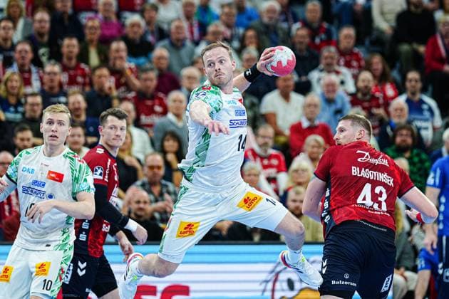 Throw Goal Omar Ingi Magnusson SC Magdeburg, 14 GER, SG Flensburg Handewitt vs SC Magdeburg, Handball, Bundesliga, Matchday 12, Season 2026 2026, 15 11 2025 GER, SG Flensburg Handewitt vs SC Magdeburg, Handball, Bundesliga, Matchday 12, Season 2026 2026, 15 11 2025 Flensburg Copyright: xEibner-Pressefoto MarcelxvonxFehrnx EP_MFN