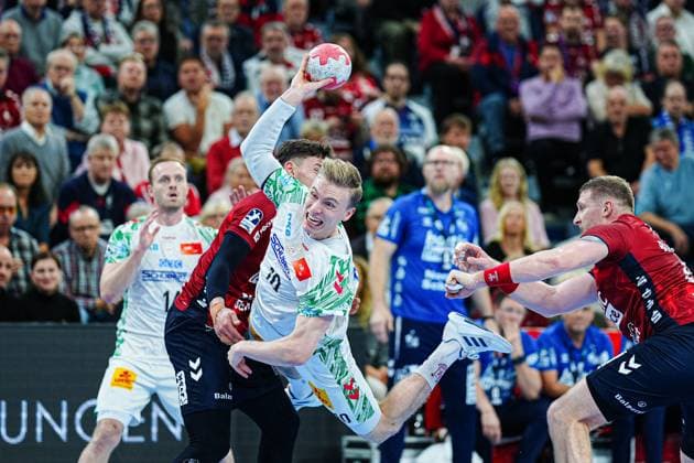 Throw Goal Gisli Kristjansson SC Magdeburg, 10 GER, SG Flensburg Handewitt vs SC Magdeburg, Handball, Bundesliga, Matchday 12, Season 2026 2026, 15 11 2025 GER, SG Flensburg Handewitt vs SC Magdeburg, Handball, Bundesliga, Matchday 12, Season 2026 2026, 15 11 2025 Flensburg Copyright: xEibner-Pressefoto MarcelxvonxFehrnx EP_MFN