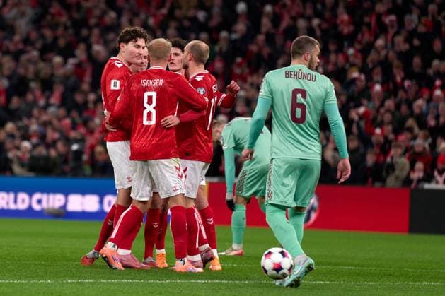Denmark squad celebrate after scoring during the UEFA¯World¯Cup Qualifier match between Denmark and Belarus at Parken on November 15, 2025 in Copenhagen, Denmark (Photo by Camilla Stolen Imago) Copenhagen Denmark Copyright: xCamillaxStolenx L1092670