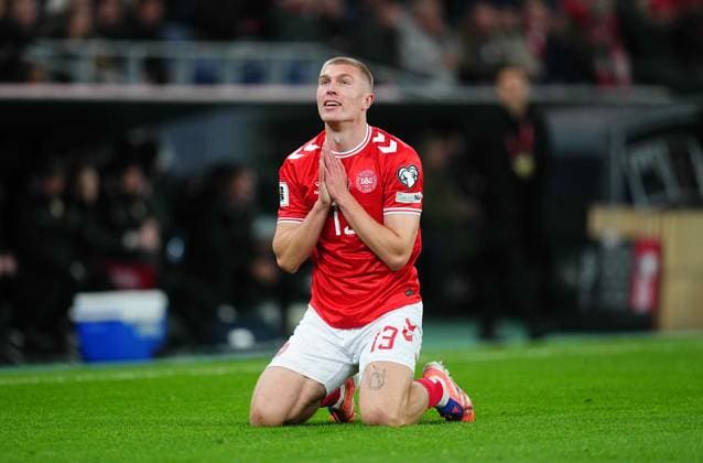 World Cup Qualification: Denmark V Belarus November 15 2025: Rasmus Kristensen of Denmark gestures during a World Cup Qualification game, Denmark v Belarus, at Parken, Copenhagen, Denmark. Kim Price CSM (Credit Image: Â Kim Price Cal Media) Copenhagen Denmark EDITORIAL USE ONLY Copyright: xx ZUMA-20251115_zma_c04_055.jpg KimxPricex csmphotothree442854