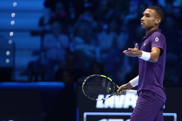Carlos Alcaraz vs Felix Auger-Aliassime Felix Auger-Aliassime of Canada gestures during the semi-final singles match between Carlos Alcaraz of Spain and Felix Auger-Aliassime of Canada on Day seven of the Nitto ATP, Tennis Herren World Tour Finals. Turin Inalpi Arena Italy Copyright: xMarcoxCanonierox