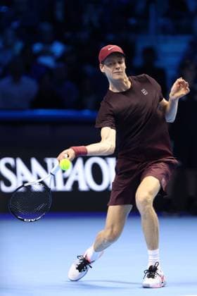 Jannik Sinner vs Alex De Minaur Jannik Sinner of Italy in action during the semi-final singles match between Jannik Sinner of Italy and Alex De Minaur of Australia on Day seven of the Nitto ATP, Tennis Herren World Tour Finals. Torino Inalpi Arena Italy Copyright: xMarcoxCanonierox