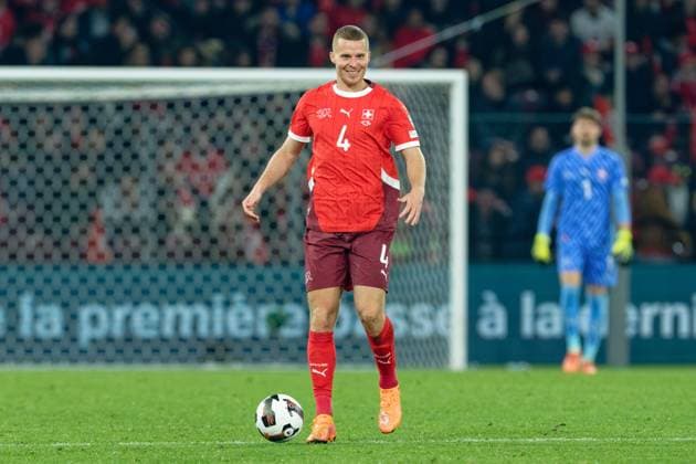 Nico Elvedi (4 Switzerland) controls the ball (action) and smiles during the FIFA Wolrd Cup 2026 Qualifier match between Switzerland and Sweden at Stade de Geneve in Geneva, Switzerland  Copyright: xGiuseppexVelletrix xSPPx Sportspressphoto_SPR62243