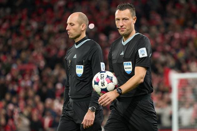 Referee Sven Jablonski of Germany enters the pitch for the UEFA¯World¯Cup Qualifier match between Denmark and Belarus at Parken on November 15, 2025 in Copenhagen, Denmark (Photo by Camilla Stolen Imago) Copenhagen Denmark Copyright: xCamillaxStolenx L1092535