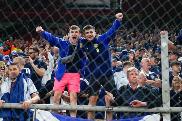 Greece v Scotland 2026 FIFA World Cup, WM, Weltmeisterschaft, Fussball Qualifiers Scotland supporters celebrate at the end of the 2026 FIFA World Cup Qualifiers Group C match at Karaiskakis Stadium, Piraeus UK Newspapers OUT Copyright: xYannisxHalasx FIL-22494-0064