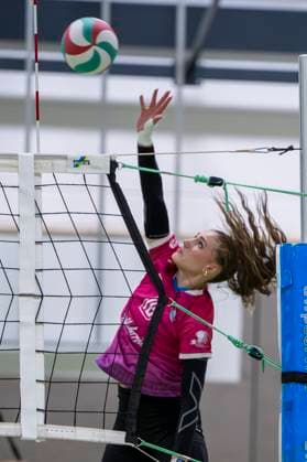 3 Liga Nord Season 25 26 Volleyball Women USV Halle Hurricanes vs G W Eimsbüttel 3 Liga Nord Volleyball Women Season 25 26 USV Halle Hurricanes vs SV Warnemuende Volleyball Women USV Halle Hurricanes vs SV Warnemuende Halle, Germany 15 November 2025 In the picture Thyra Helene Kratzsch Halle Halle Saale Sporthalle am Steg Sachsen Anhalt Germany