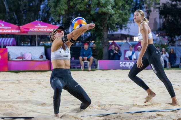 Beach Volleyball World Championships Adelaide, Australia 15 11 2025 ADELAIDE, AUSTRALIA NOVEMBER 15 Leona Kernen Player 2, SUI , Annique Niderhauser Player 1 during the Beach Volleyball World Championships at Adelaide on November 15, 2025 in Adelaide, Australia Copyright: xBEAUTIFULxSPORTS PeterxWeberx