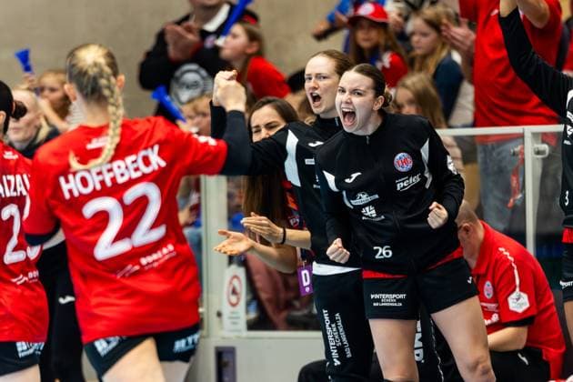 15 11 2025, GER, Handball, Women, Season 2025 2026, Alsco 1 Bl, 8 Matchday, Thueringer HC TuS Metzingen Anna Szabo Thueringer HC,26 , 99947 Bad Langensalza Salza Halle Sporthalle Mehrz Thüringen Germany
