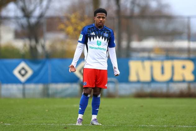 7 Jan Luca Bugaj Hamburger SV U19 Football I Juniors I Friendly match I Season 2025 2026 I Hamburger SV U19 Esbjerg fB U19 I 15 11 2025 I Paul Hauenschild Sportanlage