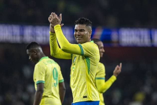 Casemiro of Brazil gestures during the International Friendly, Länderspiel, Nationalmannschaft match between Brazil vs Senegal at Emirates Stadium on November 15th,2025 (Photo by Joao Bravo Sports Press Photo) Copyright: xJoaoxBravox Sportspressphoto_SPR62317