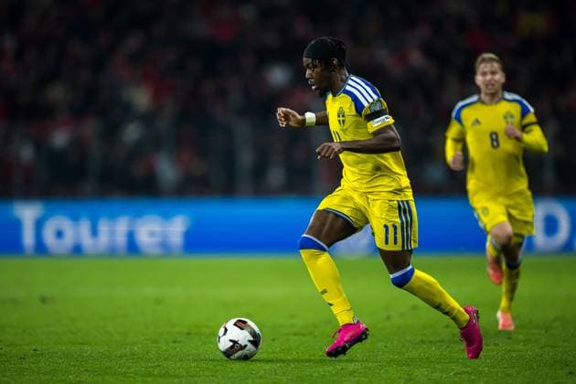 251115 Anthony Elanga of Sweden during the FIFA World Cup Qualifier football match between Switzerland and Sweden on November 15, 2025 in Geneva Photo Joel Marklund BILDBYRAN kod JM JM0751 bbeng fotboll football soccer fotball vm kval fifa world cup qualifier schweiz switzerland sverige sverige a sweden  Copyright: JOELxMARKLUND BB251115JM227