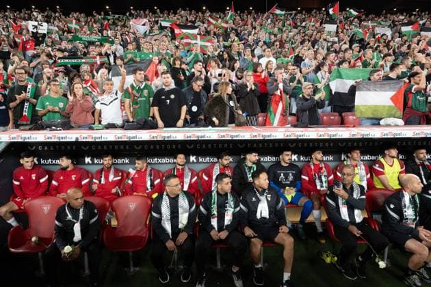 November 15, 2025, Bilbao, Basque Country, Spain: A view of the friendly football match between Basque Country and Palestine at San Mames Stadium. Bilbao Spain - ZUMAd308 20251115_zsp_d308_001 Copyright: xJuanxCarlosxLucasx