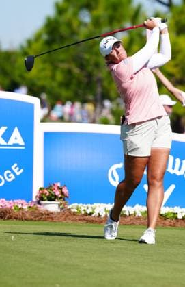 BELLEAIR, FL - NOVEMBER 15: LPGA, Golf Damen golfer Lauren Coughlin plays her tee shot on the 4th hole during the third round of The Annika driven by Gainbridge at Pelican on November 15, 2025, at the Pelican Golf Club in Belleair, Florida. (Photo by Brian Spurlock Icon Sportswire). GOLF: NOV 15 LPGA The ANNIKA EDITORIAL USE ONLY Icon251115101