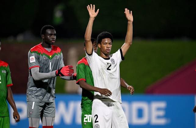 Football, Junior U 17 World Cup 2025 Doha Qatar Round of 16 15 11 2025 Match 83 Germany Burkina Faso Goalkeeper Rahim Ouattara left, Burkina Faso vs Alassana Bagayogo center, Burkina Faso vs Nebe Sirak Domnic right, Germany