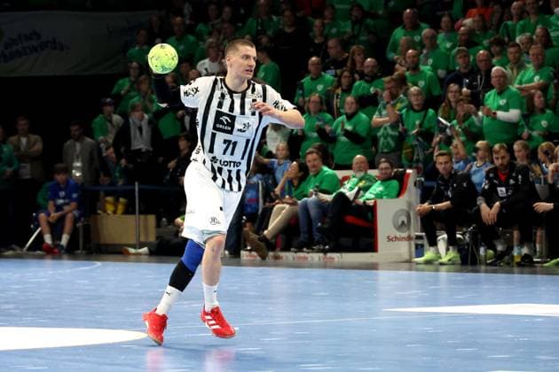 DEU, DHB, 1 HBL, Fuechse Berlin vs THW Kiel, 15 11 2025, Max Schmeling Halle, Berlin, DEU, DHB, 1 HBL, Fuechse Berlin vs THW Kiel, in the picture Elias Ellefsen A Skipagotu THW Kiel 71 nordphotoxGmbHx xEngler nph00076