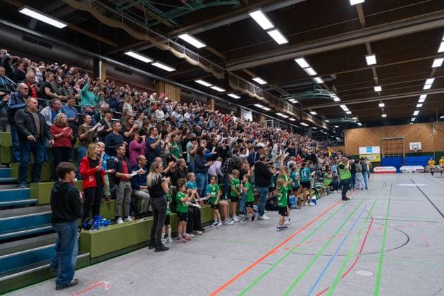 980 spectators in the Theodor Eisenlohr Halle at the 29 26 victory over HC Roedertal, TG Nuertingen vs HC Roedertal, Handball, 2 Bundesliga Women, Matchday 09, Season 2025 2026, 15 11 2025, TG Nuertingen vs HC Roedertal, Handball, 2 Bundesliga Women, Matchday 09, Season 2025 2026, 15 11 2025 Nuertingen Copyright: xEibner-Pressefoto MaxxVogelx EP_MVL