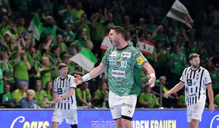 Mijajlo Marsenic cheers joy emotion jubilation Sport Handball HBL Bundesliga Men 12 Matchday Season 2025 2026 15 11 2025 Füchse Berlin vs THW Kiel