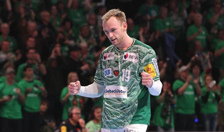 Mathias Gidsel cheers after the end of the match Joy Emotion Cheers Final cheer Sport Handball HBL Bundesliga Men 12 Matchday Season 2025 2026 15 11 2025 Füchse Berlin vs THW Kiel
