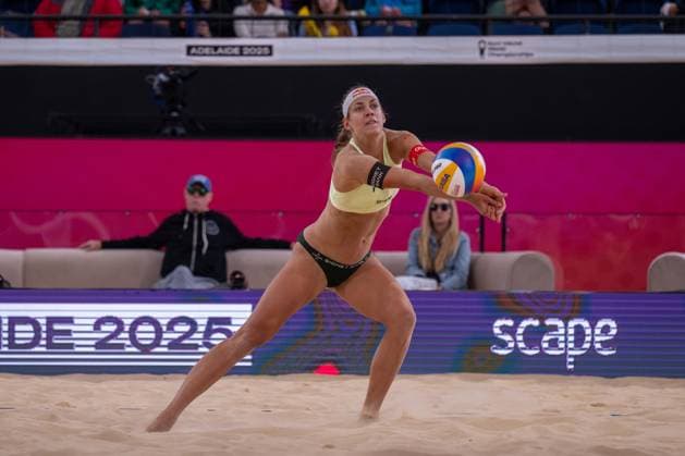 Beach Volleyball World Championships Adelaide, Australia 16 11 2025 ADELAIDE, AUSTRALIA NOVEMBER 16 Tina Graudina Player 1, LAT during the Beach Volleyball World Championships at Adelaide on November 16, 2025 in Adelaide, Australia Copyright: xBEAUTIFULxSPORTS PeterxWeberx