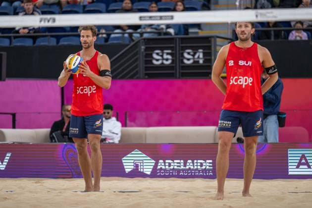 Beach Volleyball World Championships Adelaide, Australia 16 11 2025 ADELAIDE, AUSTRALIA NOVEMBER 16 Leo Dillier Player 2 SUI , Marco Krattiger Player 1 SUI during the Beach Volleyball World Championships at Adelaide on November 16, 2025 in Adelaide, Australia Copyright: xBEAUTIFULxSPORTS PeterxWeberx
