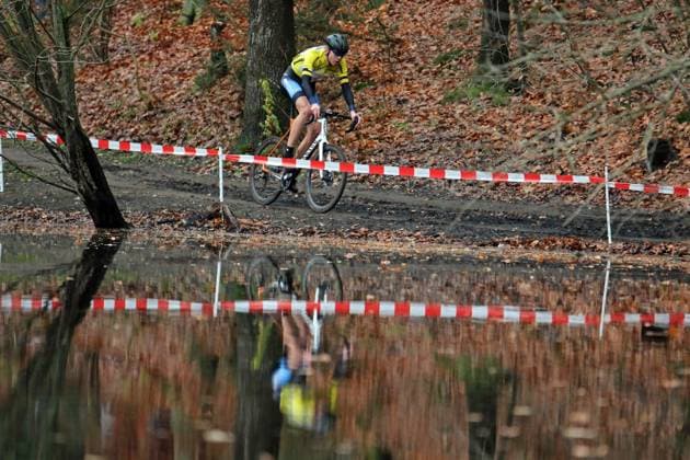 Stevens Cyclo Cross Cup elite field, masters and juniors on the Am Butterberg course in Elmshorn
