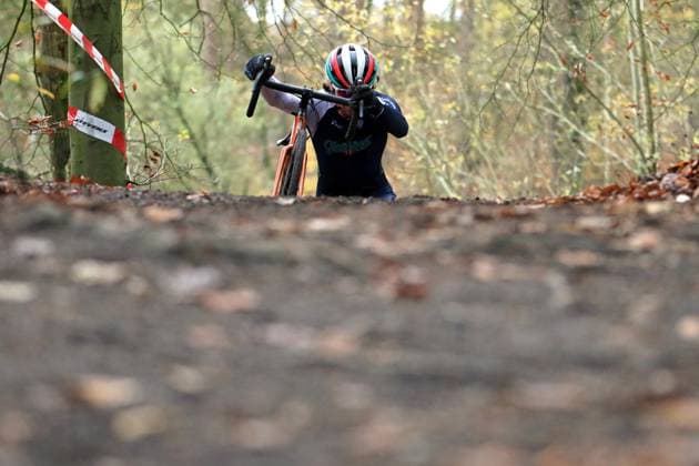 Stevens Cyclo Cross Cup elite field, masters and juniors on the Am Butterberg course in Elmshorn