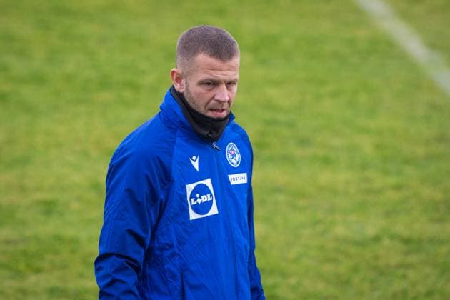 GERMANY SLOVAKIA national team, Nationalteam TRAINING Denis Vavro of Slovakia during training ahead of European qualifier of FIFA World Cup, WM, Weltmeisterschaft, Fussball 2026 football match between Slovakia and Germany. Senec, Slovakia, November 16, 2025. Copyright: xx 080A8669