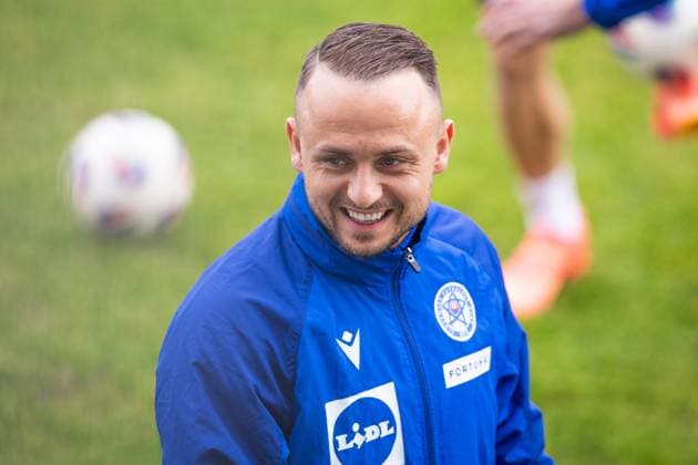 GERMANY SLOVAKIA national team, Nationalteam TRAINING Stanislav Lobotka of Slovakia during training ahead of European qualifier of FIFA World Cup, WM, Weltmeisterschaft, Fussball 2026 football match between Slovakia and Germany. Senec, Slovakia, November 16, 2025. Copyright: xx 080A8821