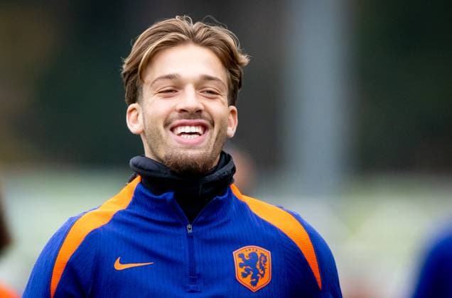 ZEIST - Luciano Valente during the Dutch national football team s training session at the KNVB Campus, ahead of the World Cup qualifier against Lithuania. ANP IRIS VAN DEN BROEK xVIxANPxSportx xxANPxIVx 542243704 originalFilename: 542243704.jpg