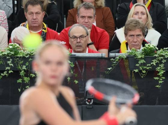 Belgian team captain Wim Fissette pictured during the first game between Belgian Vandromme and German Friedsam in the Billie Jean King Cup Play-offs, between Belgium and Germany, on Sunday 16 November 2025 in Ismaning, Germany. PHOTO BENOITxDOPPAGNE  x141958059x