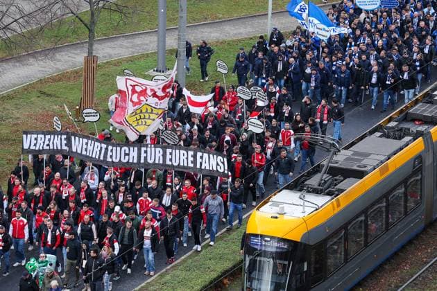 Fandemo on 16 11 2025 in Leipzig Football is safe Your statistics and our warning show Football is safe Put an end to populism Yes to fan culture Demo MH