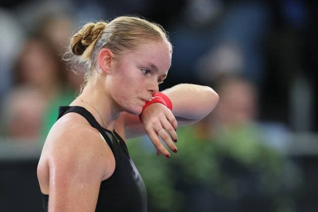 Belgian Jeline Vandromme pictured in action during the first game between Belgian Vandromme and German Friedsam in the Billie Jean King Cup Play-offs, between Belgium and Germany, on Sunday 16 November 2025 in Ismaning, Germany. PHOTO BENOITxDOPPAGNE  x141962842x